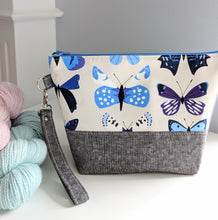 Load image into Gallery viewer, TWIGGY PETITE | ready to ship -  medium-sized project bag, fabric yarn bowl, knitting bag, or makeup bag