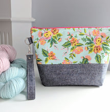 Load image into Gallery viewer, TWIGGY PETITE | ready to ship -  medium-sized project bag, fabric yarn bowl, knitting bag, or makeup bag