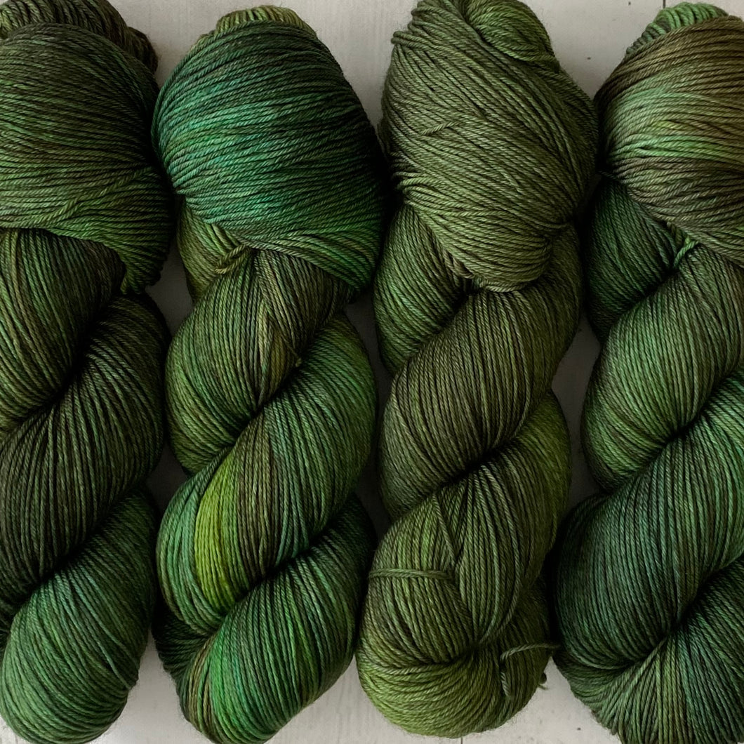 VIRIDIAN | limited sock | tonal yarn