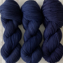Load image into Gallery viewer, OXFORD BLUE | stellar sock | tonal yarn