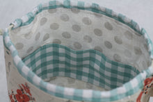 Load image into Gallery viewer, LITTLE FINCH BUCKET No. 1 | ready to ship |  medium-large project bag, toy basket, yarn bowl