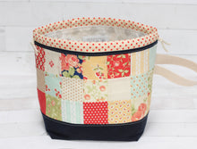 Load image into Gallery viewer, FINCH BUCKET LIBRARY PDF bag pattern