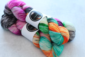 SWEETEST THING | sleek sock | speckled yarn
