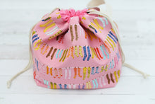 Load image into Gallery viewer, LITTLE FINCH BUCKET No. 1 | ready to ship |  medium-large project bag, toy basket, yarn bowl