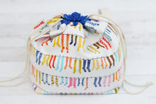 Load image into Gallery viewer, LITTLE FINCH BUCKET No. 2 | ready to ship |  medium-large project bag, toy basket, yarn bowl