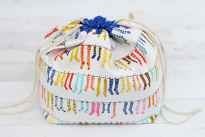 LITTLE FINCH BUCKET No. 2 | ready to ship |  medium-large project bag, toy basket, yarn bowl