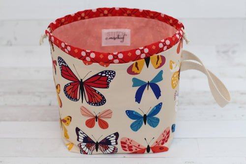 LITTLE FINCH BUCKET No. 3 | ready to ship |  medium-large project bag, toy basket, yarn bowl