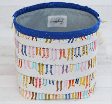 Load image into Gallery viewer, LITTLE FINCH BUCKET No. 7 | ready to ship |  medium-large project bag, toy basket, yarn bowl