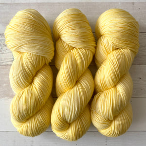 BANANAS | spring collection | hand dyed yarn | tonal