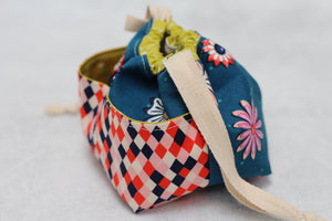 MINI WEE BRAW BAG (9) | ready to ship | compact sock project bag / notions pouch