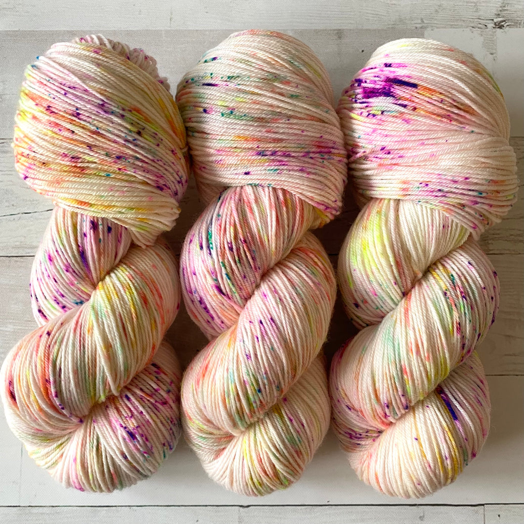 JELLY BELLY | spring collection | hand dyed yarn | speckled